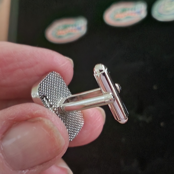 Mics. Cuff links - Picture 10 of 10